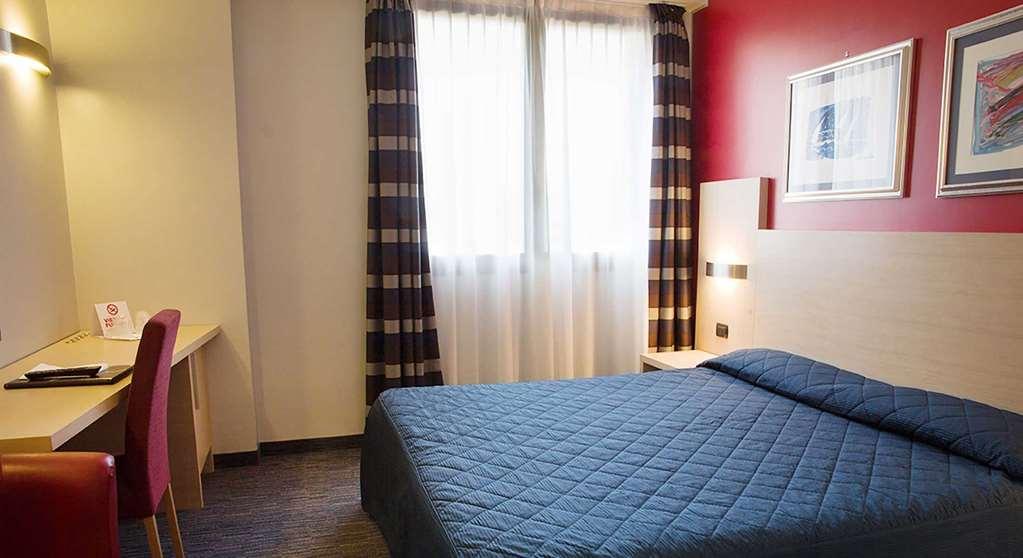 Hotel Sporting Cologno Cologno Monzese Pokoj fotografie
